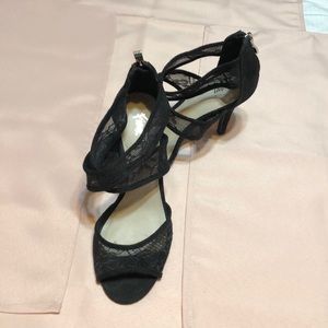 Women’s shoes